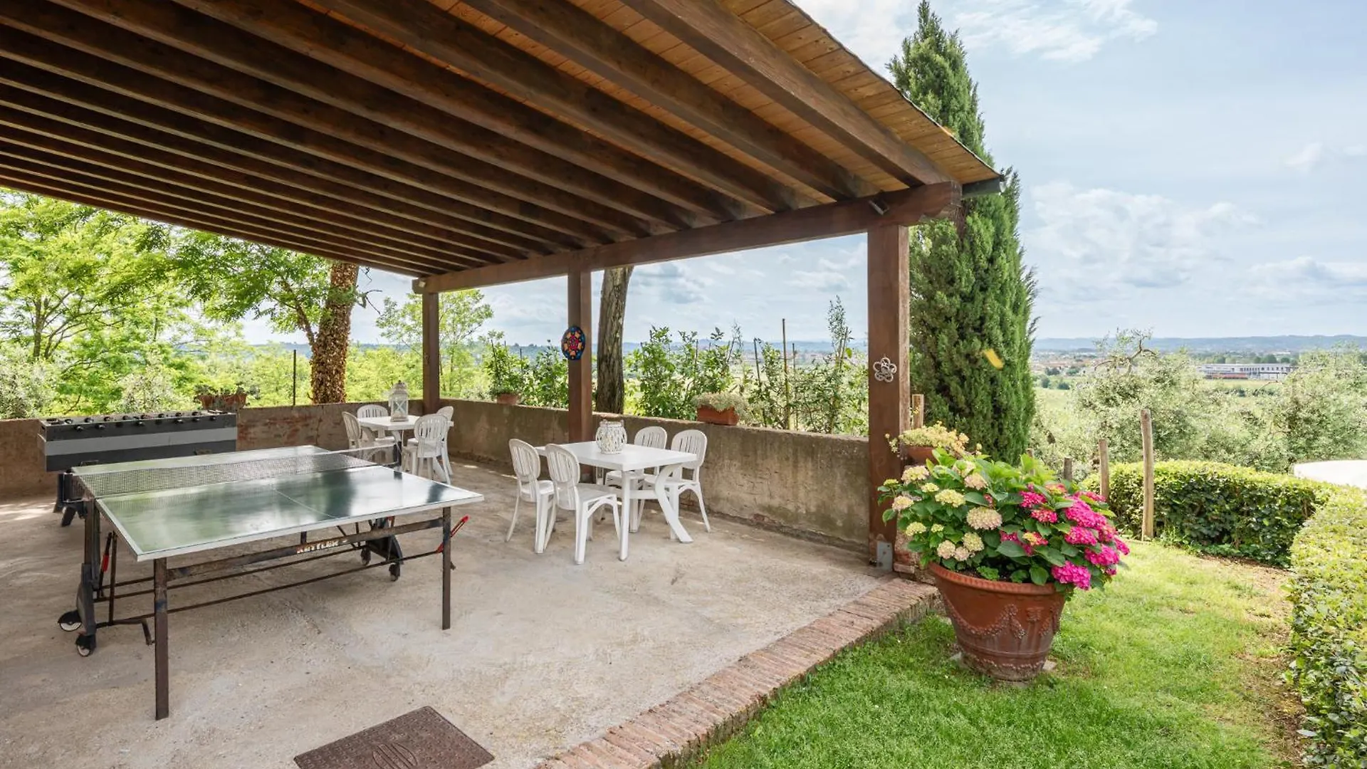 Agriturismo La Castellina Fucecchio 0*,